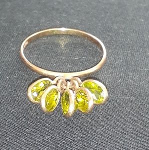 10k Peridot Ring